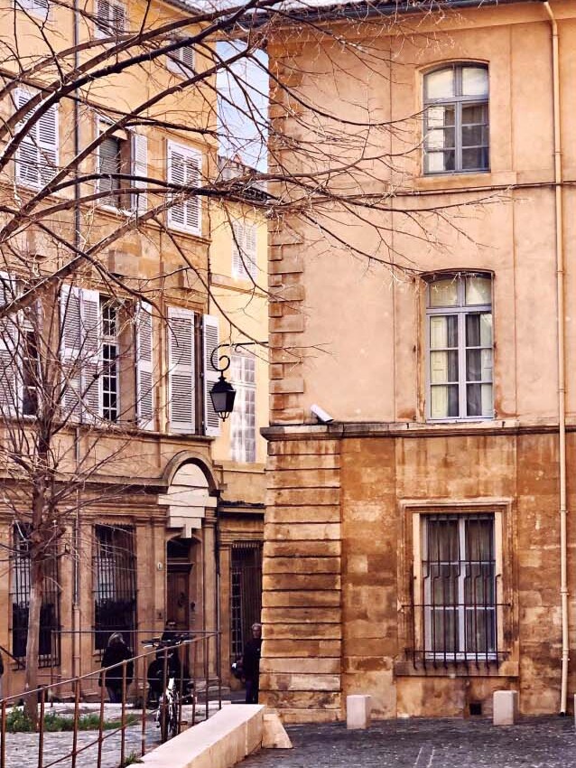 des professeurs de pilates à domicile à aix en provence